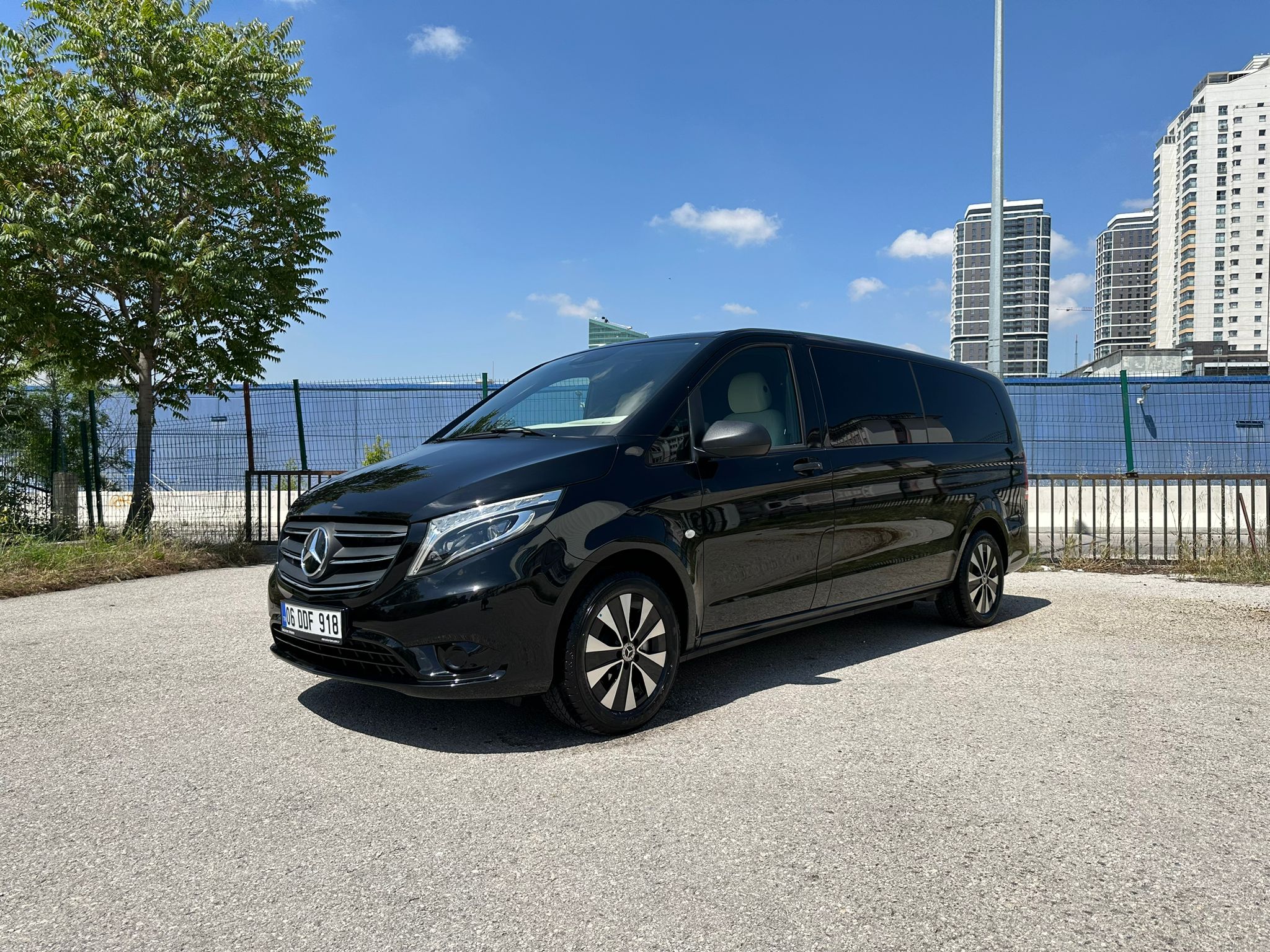 Mercedes Benz Vito
